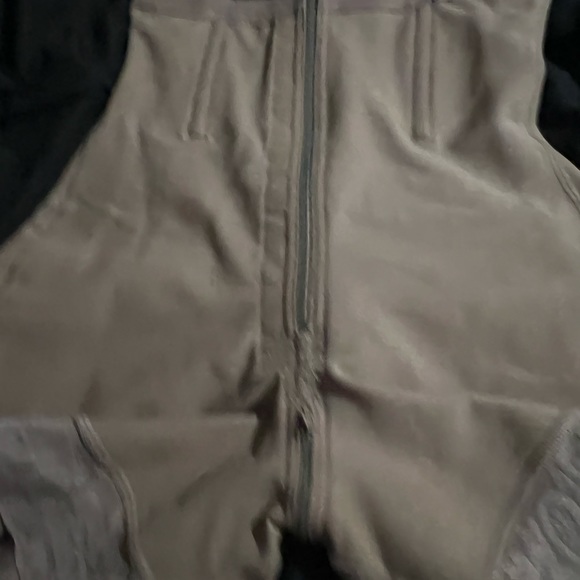 Colombian faja (girdle/waist trainer) brand new never been worn - Picture 4 of 7